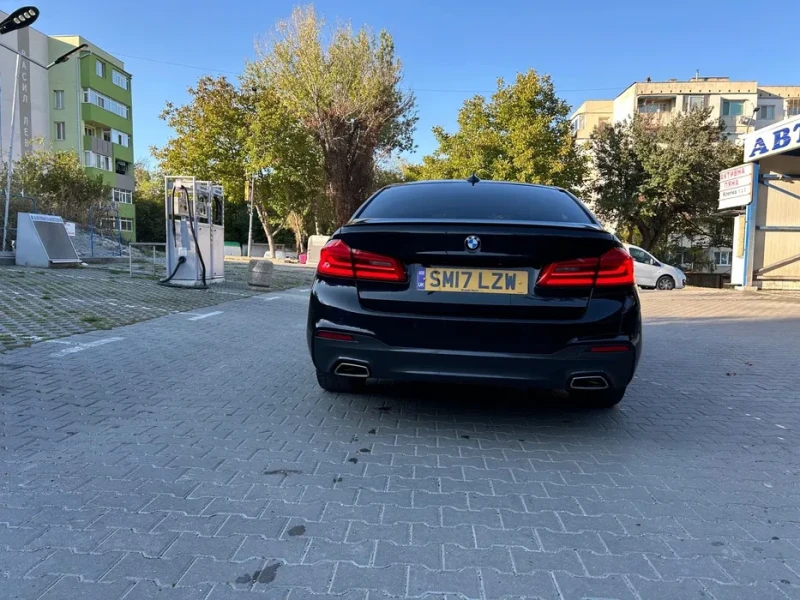 BMW 520, снимка 2 - Автомобили и джипове - 48318158