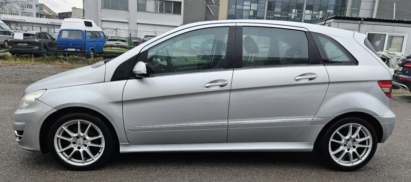 Mercedes-Benz B 200 Facelift, Кожа, като нова , снимка 6 - Автомобили и джипове - 48349109