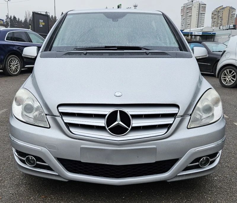 Mercedes-Benz B 200 Facelift, Кожа, като нова , снимка 2 - Автомобили и джипове - 48349109