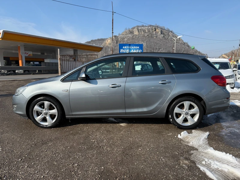 Opel Astra 1.7CDTI-SPORT.TORER-KLIMA-TEMPOMAT-DNEVNI SVETLINI, снимка 3 - Автомобили и джипове - 49219340