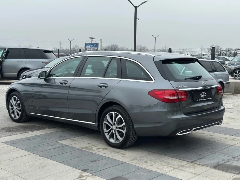 Mercedes-Benz C 220 * Avantgarde* LED* Keyless * 7G * , снимка 4 - Автомобили и джипове - 49237429