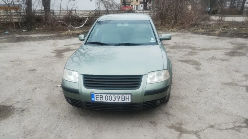 VW Passat 1.6, снимка 1 - Автомобили и джипове - 49325090