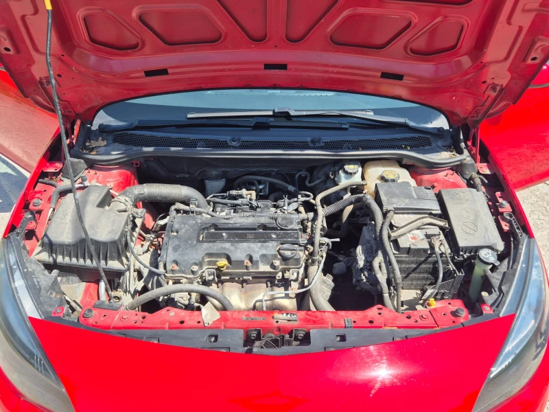 Opel Astra Sports Tourer, снимка 10 - Автомобили и джипове - 51173568