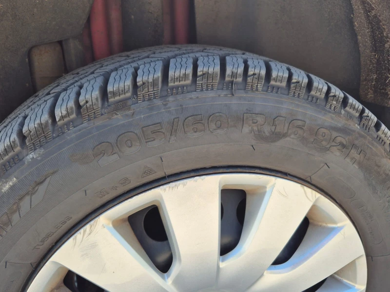 Opel Astra Sports Tourer, снимка 17 - Автомобили и джипове - 51173568