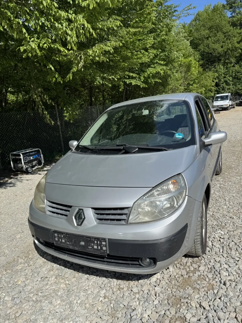 Renault Megane, снимка 2 - Автомобили и джипове - 51886994