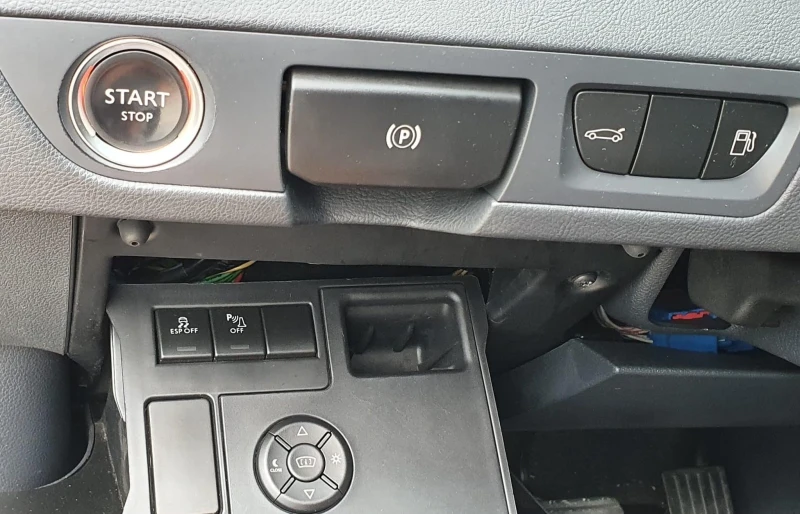 Peugeot 508 2.2 HDI 204к.с, снимка 15 - Автомобили и джипове - 51160401