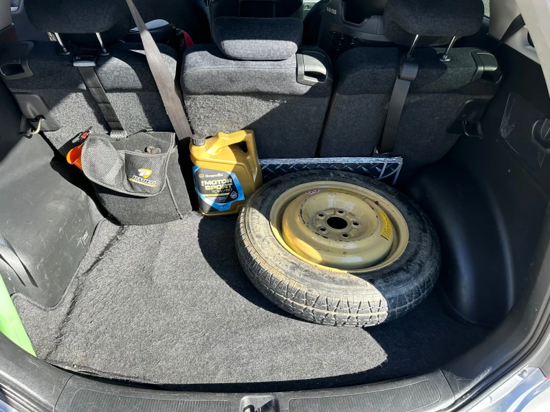 Honda Fr-v 1.7 V-TEC, снимка 9 - Автомобили и джипове - 52240094