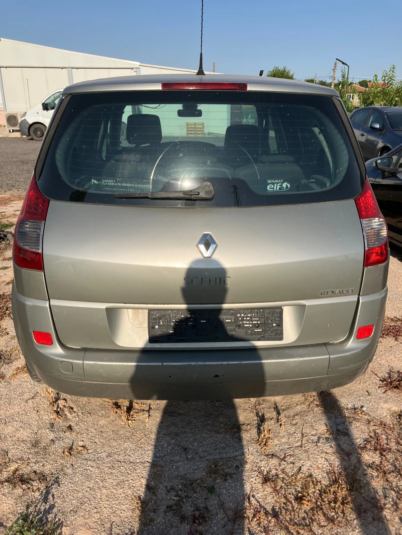 Renault Scenic, снимка 4 - Автомобили и джипове - 53040919