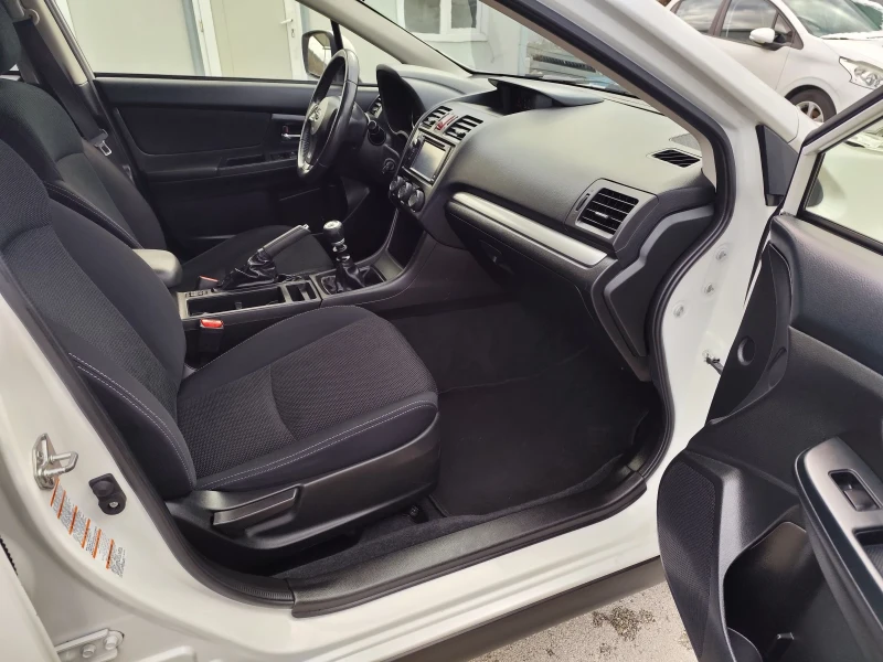 Subaru XV 2.0 Швейцария , снимка 15 - Автомобили и джипове - 52920065