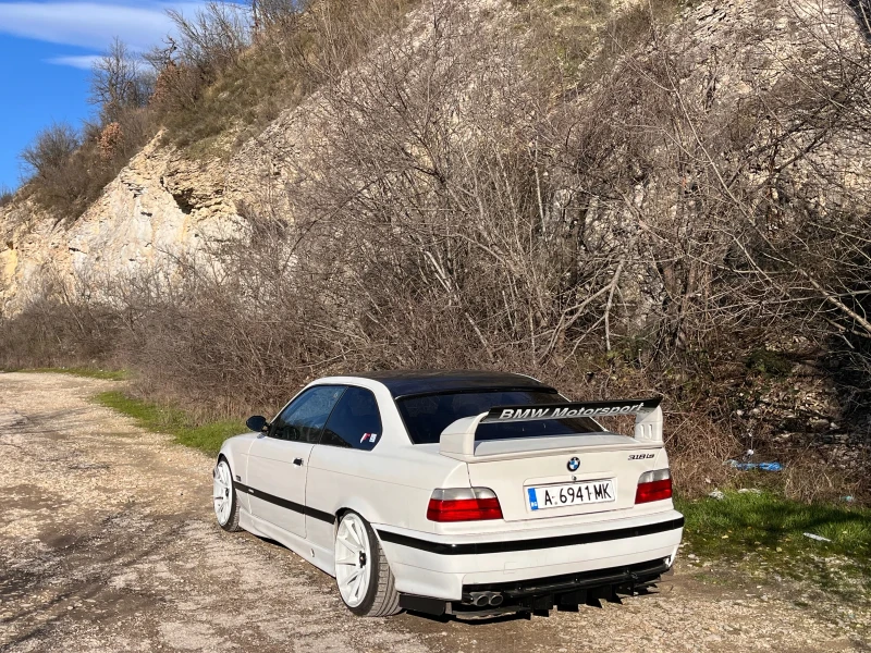 BMW 318 1.8is m42, снимка 3 - Автомобили и джипове - 53123538