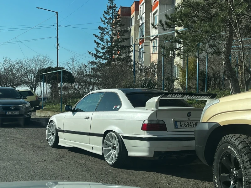 BMW 318 1.8is m42, снимка 12 - Автомобили и джипове - 53123538