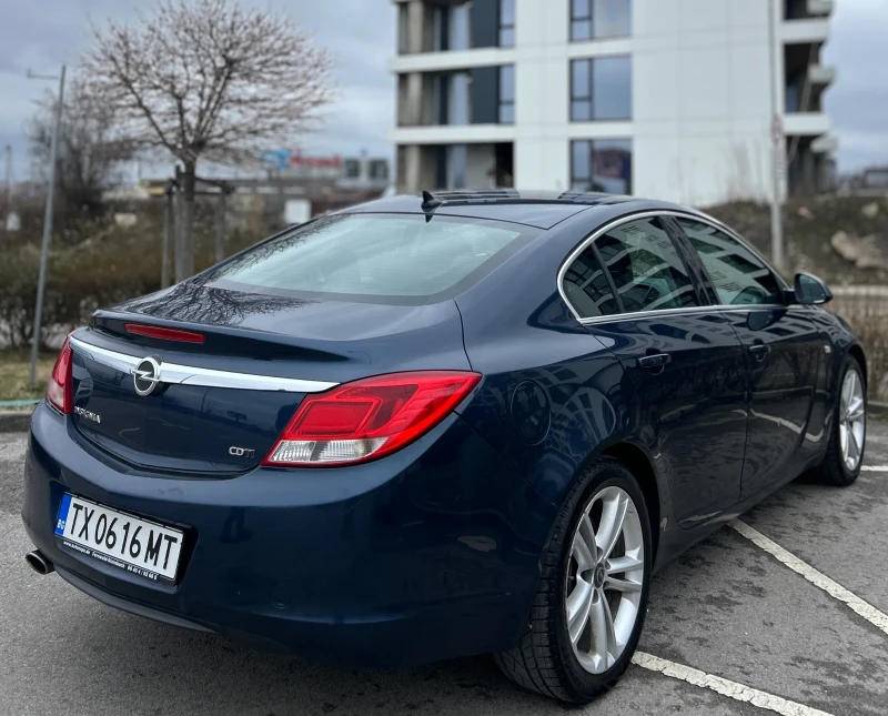 Opel Insignia 2.0CDTI, снимка 8 - Автомобили и джипове - 53509391