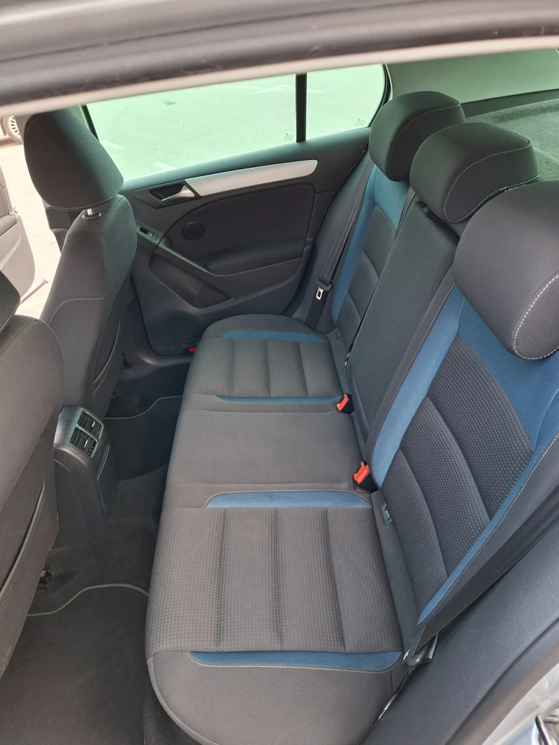 VW Golf, снимка 14 - Автомобили и джипове - 53585057
