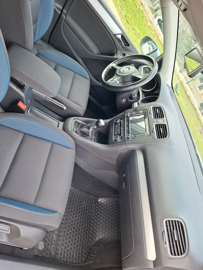 VW Golf, снимка 12 - Автомобили и джипове - 53585057