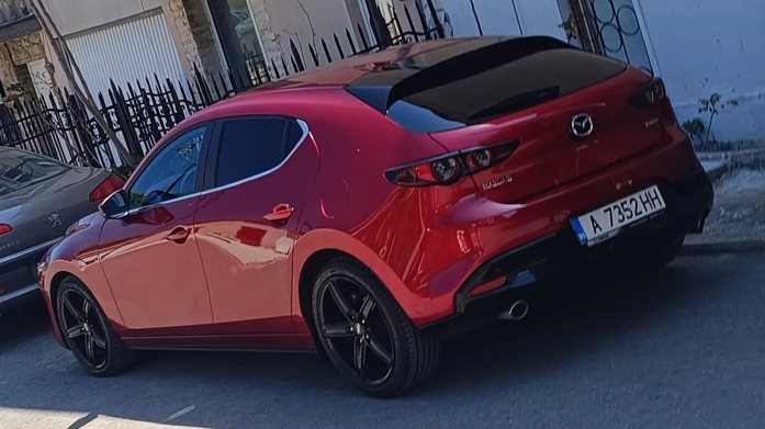 Mazda 3 Skyactiv G Mild Hybrid - изображение 2