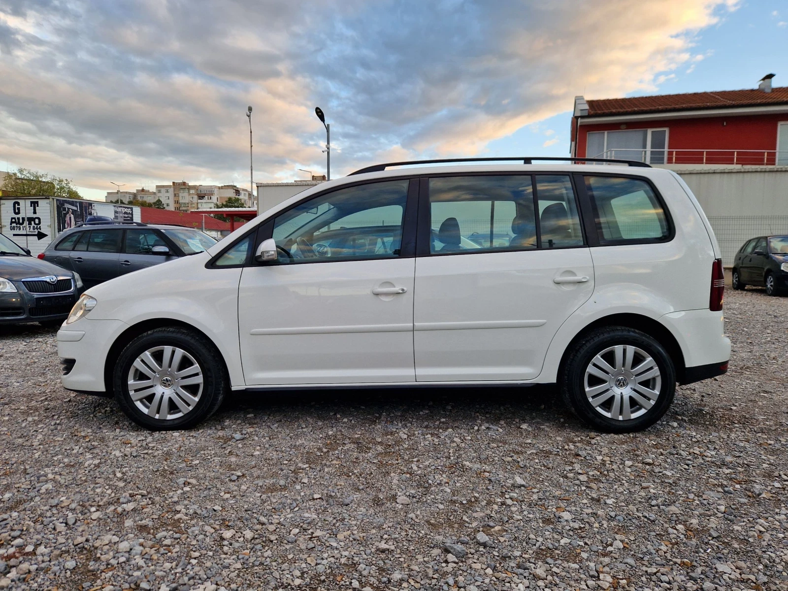 VW Touran 1.9TDI DSG - изображение 5