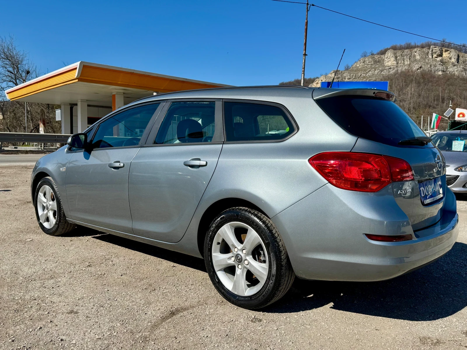 Opel Astra 1.7CDTI-6скор!SPORT-TOURER-KLIMA-TEMPOMAT - изображение 4