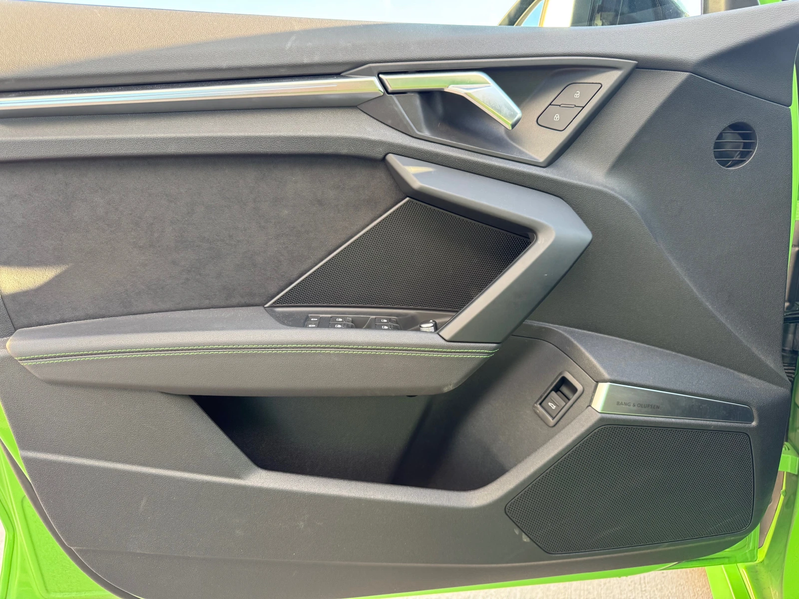 Audi Rs3 / В ГАРАНЦИЯ ДО 2028 г. | Mobile.bg — изображение 13