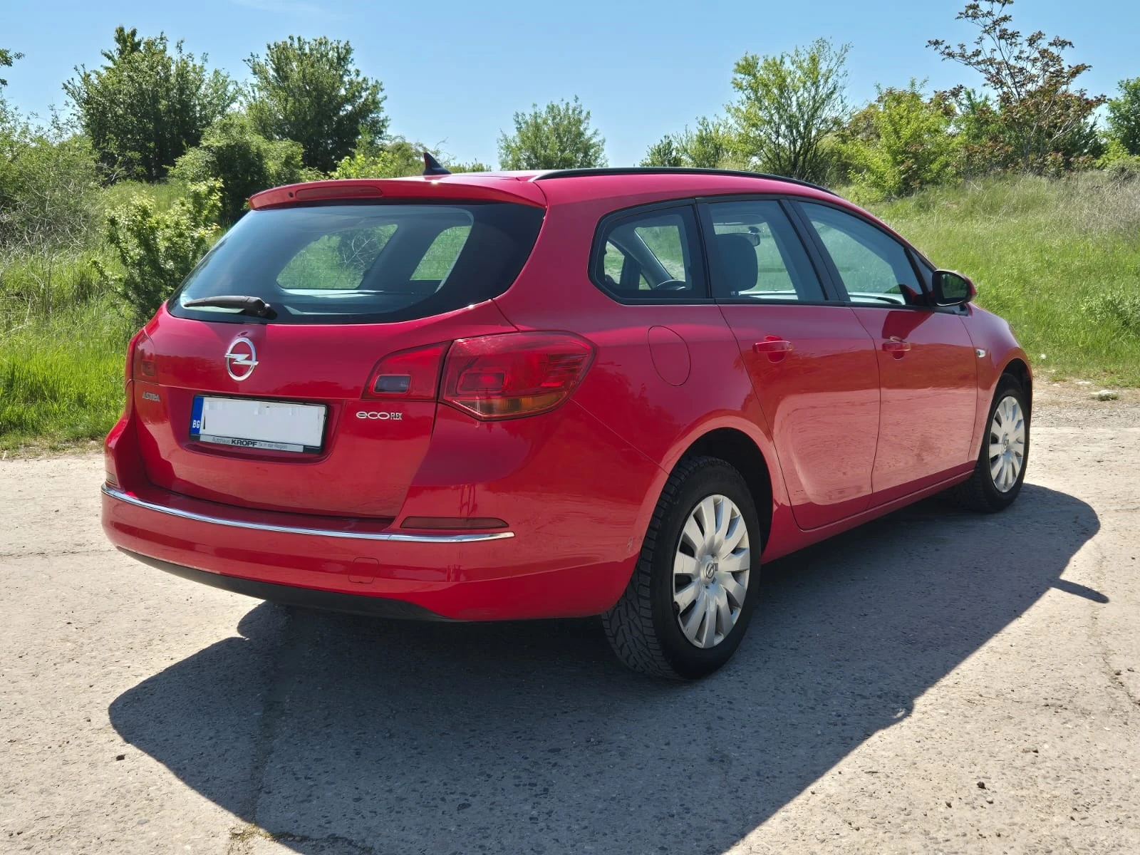 Opel Astra Sports Tourer - изображение 5