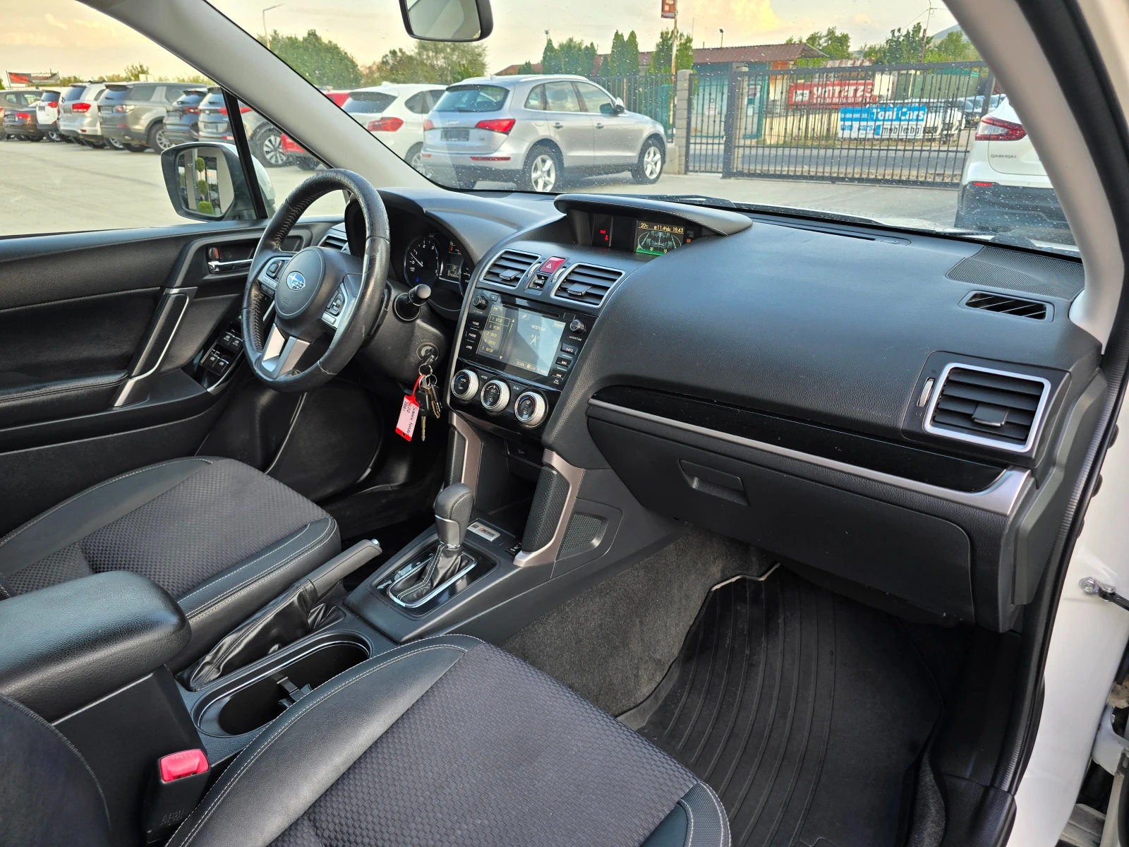 Subaru Forester 2.0D, 147к.с., Кожа, Подгрев, Камера, Автомат! - изображение 10