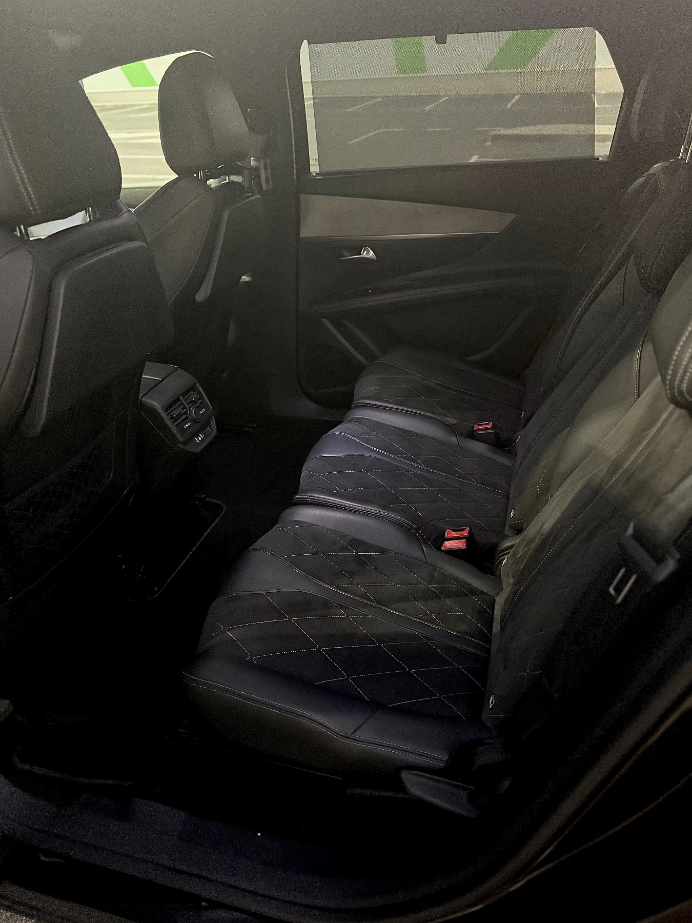 Peugeot 5008 2.0D 180kc-GT-line / 7   | Mobile.bg   14