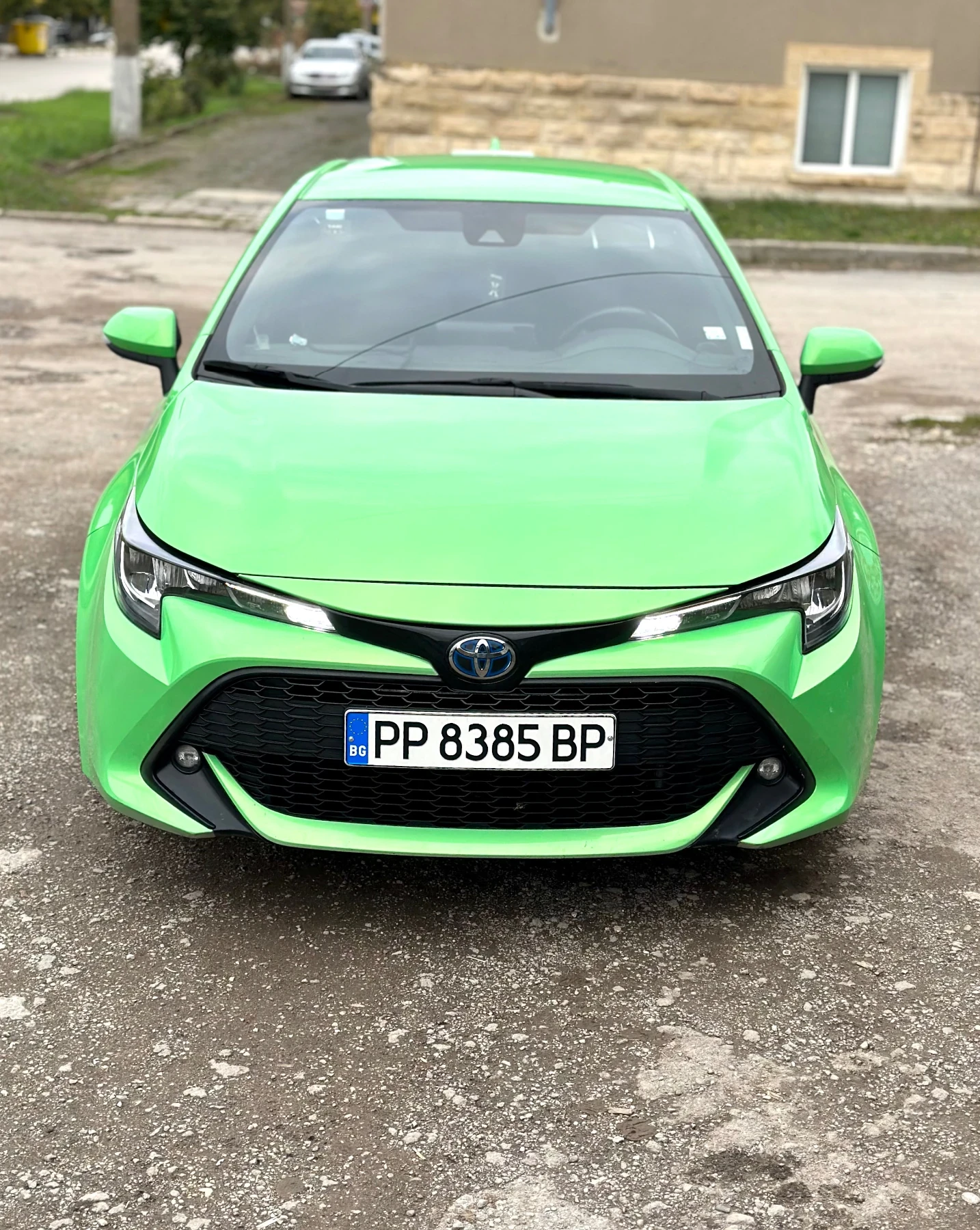 Toyota Corolla 1.8i * * * * FULL 2019 . | Mobile.bg   2