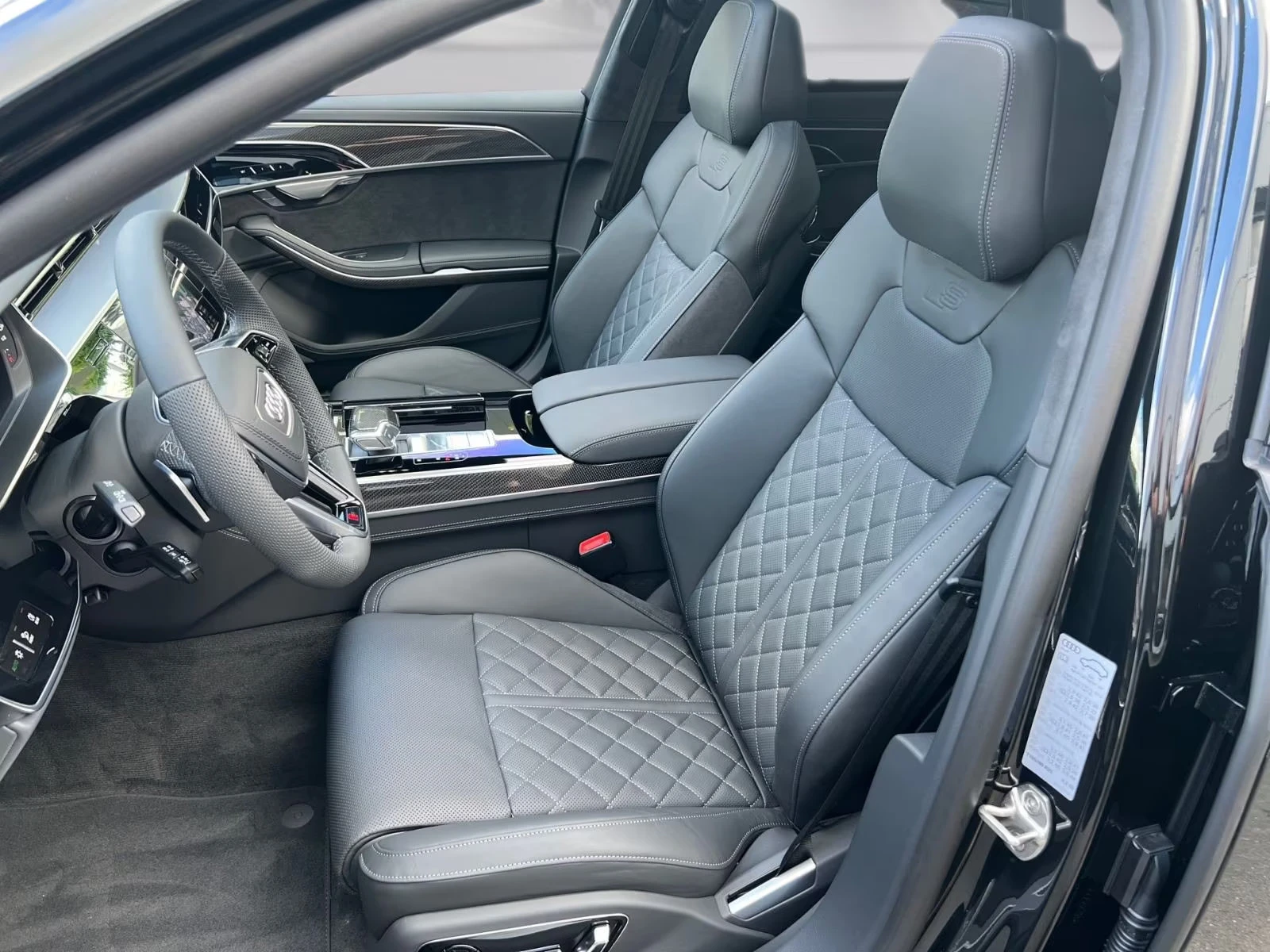 Audi S8 V8/571HP/PANO/HUD/MATRIX/360/QUATTRO/785v | Mobile.bg   12