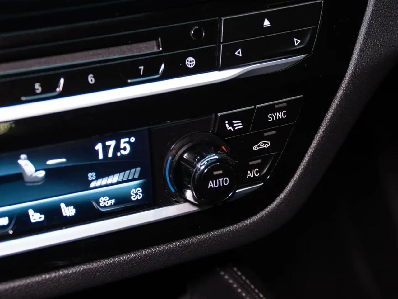 BMW 530E Mpacket* Headup* * * 360*  | Mobile.bg   13