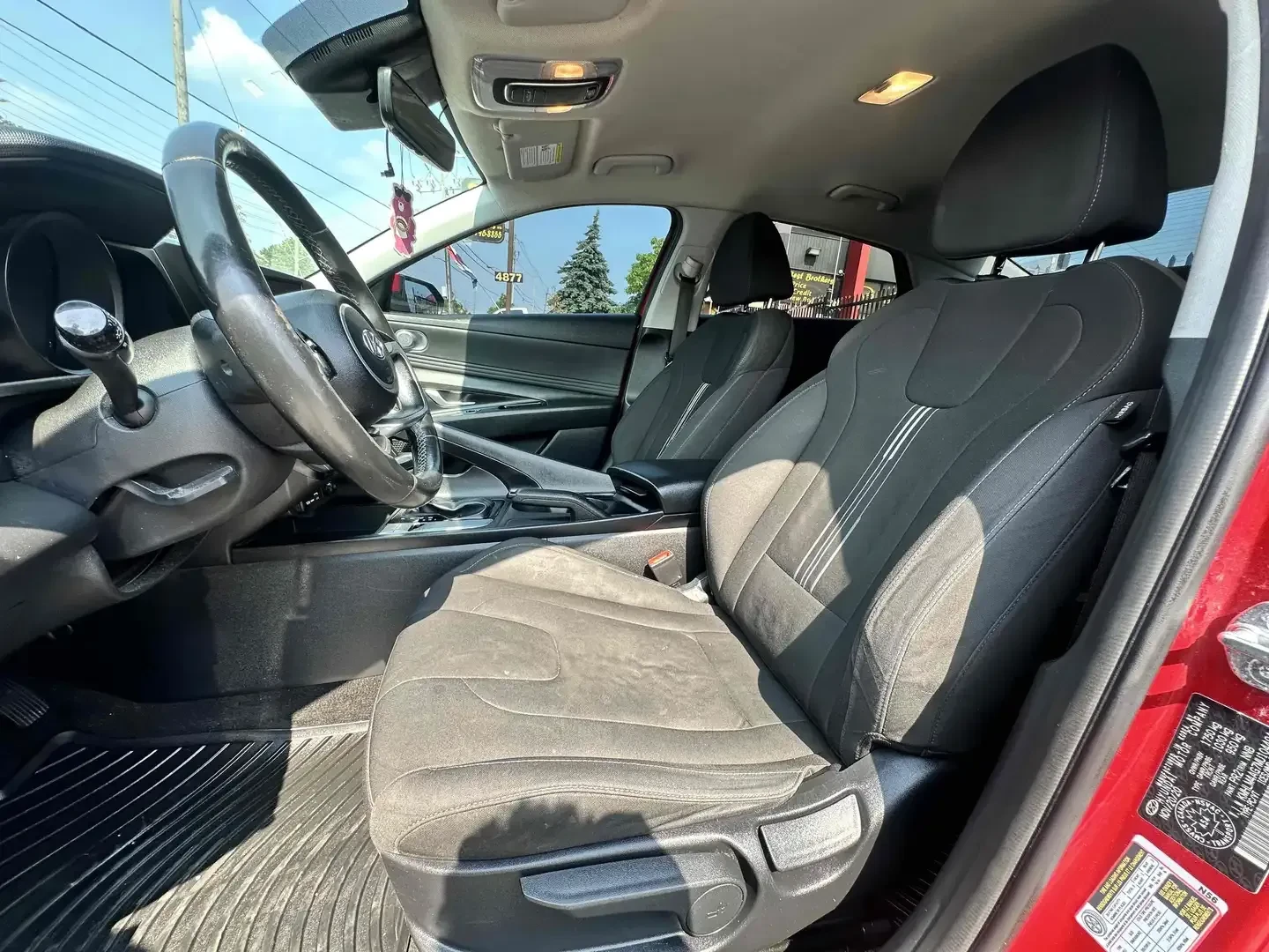 Hyundai Elantra PREFFERED * TOUCHSCREEN * CARPLAY * ПОДГРЕВ - изображение 9