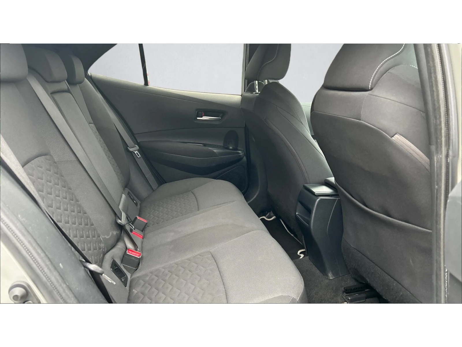 Toyota Corolla 1.2T  A/T, Месечна вноска от 203   - изображение 7