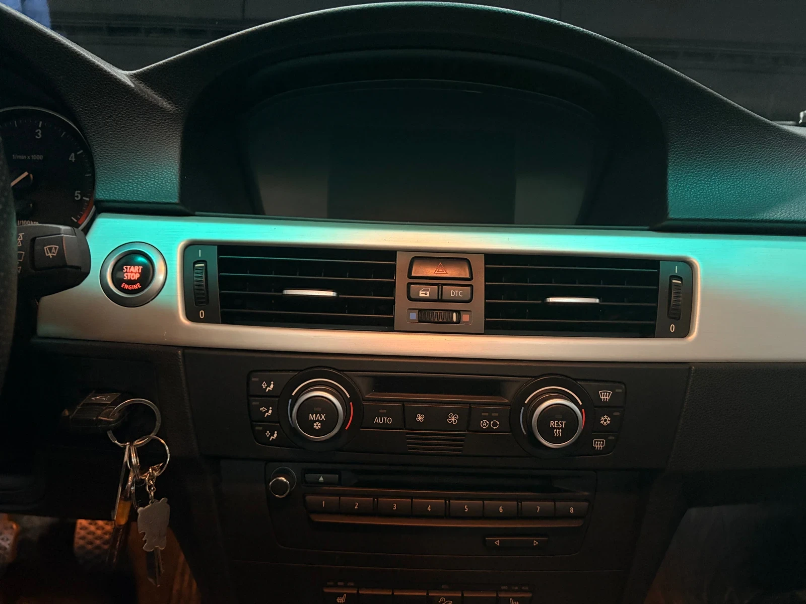 BMW 330  - изображение 10