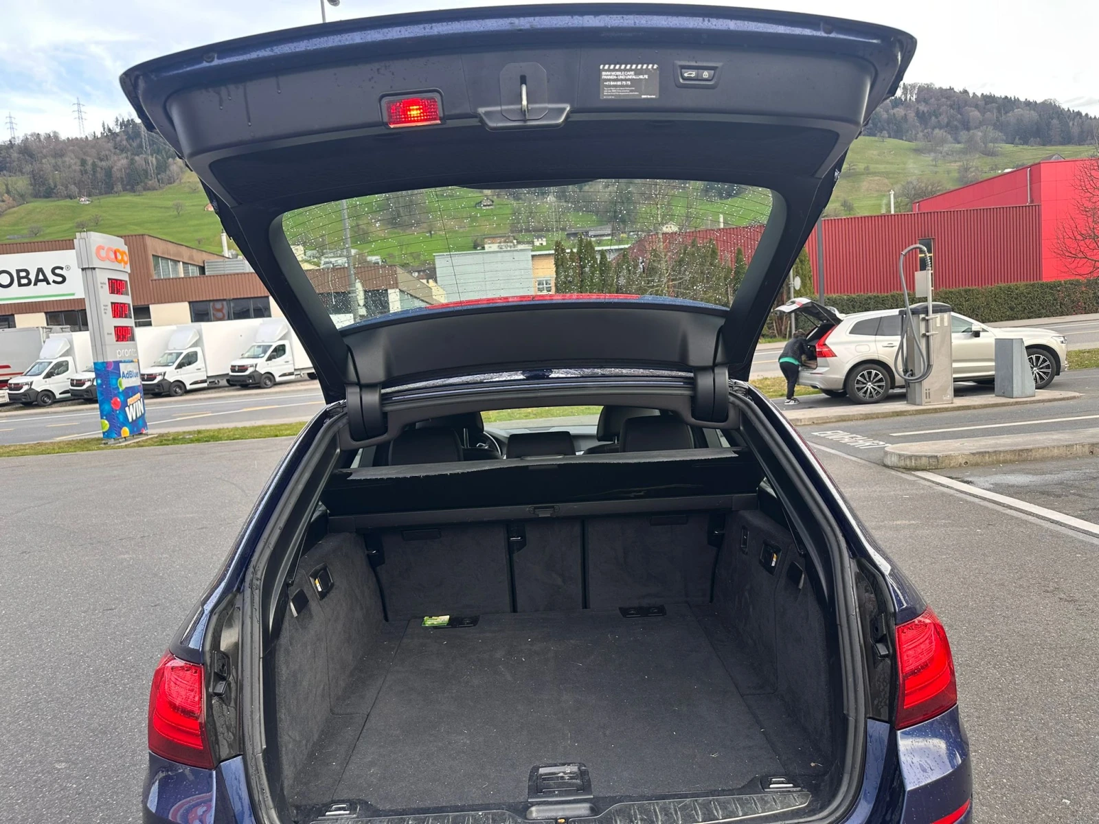 BMW 530 Швейцария, снимка 13 - Автомобили и джипове - 53879727