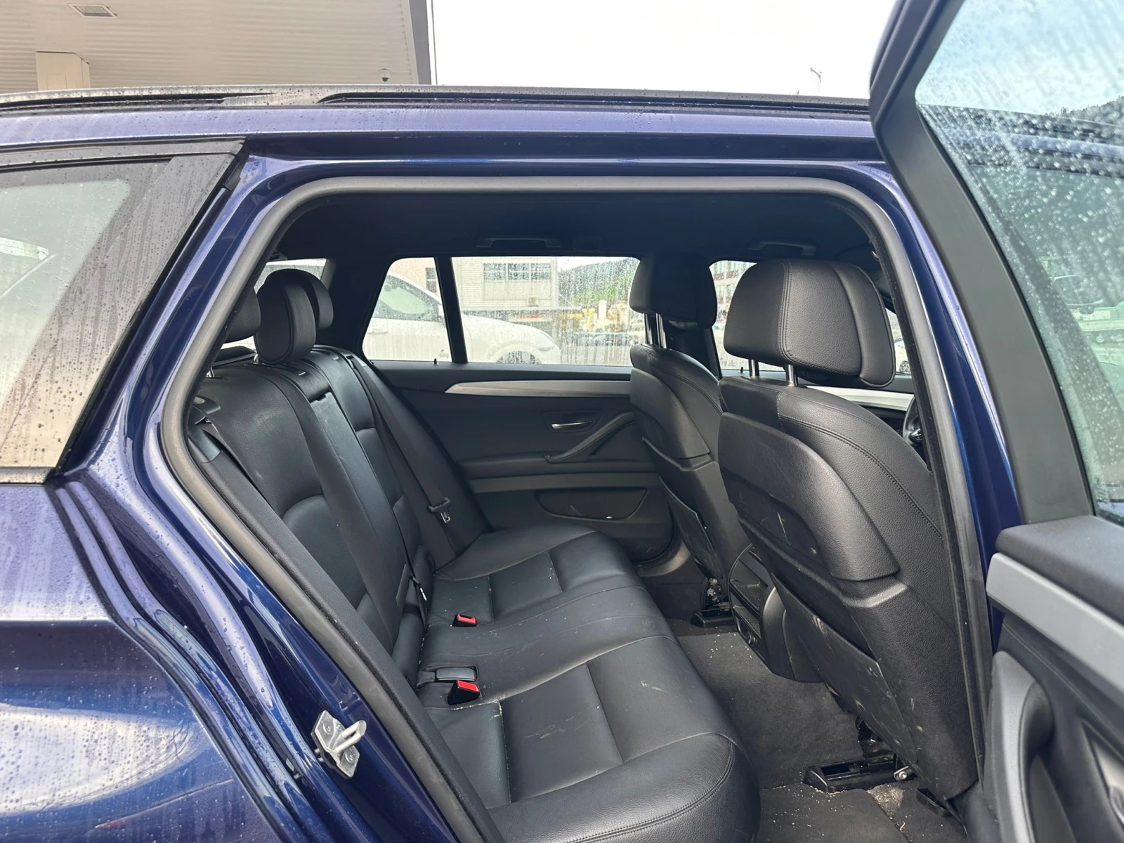 BMW 530 Швейцария, снимка 11 - Автомобили и джипове - 53879727