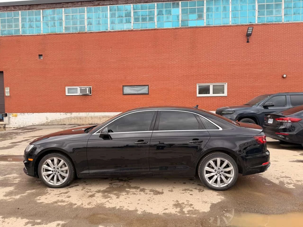 Audi A4 * Komfort * CARFAX * ЦЕНА ДО БГ, снимка 3 - Автомобили и джипове - 53961230