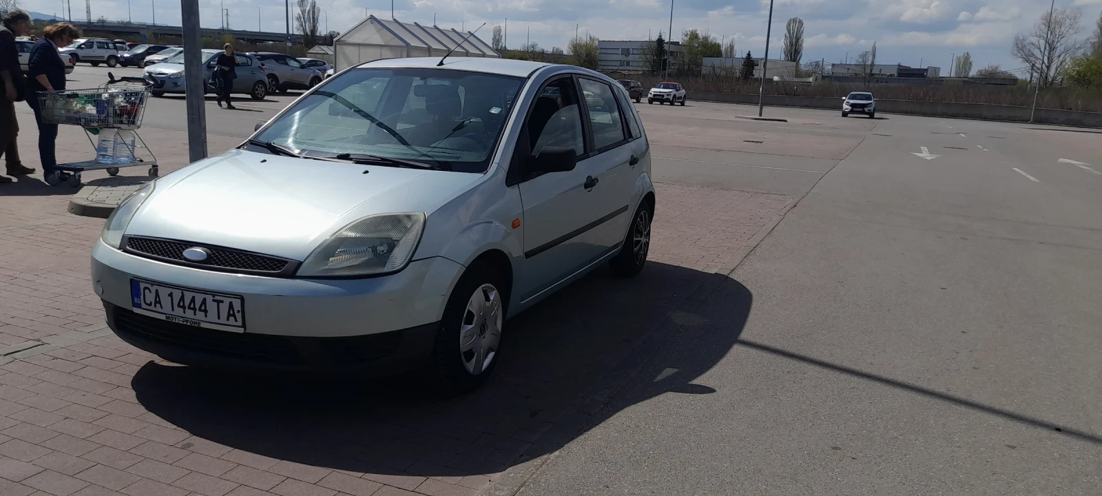 Ford Fiesta 1, 4 D, снимка 5 - Автомобили и джипове - 54228289