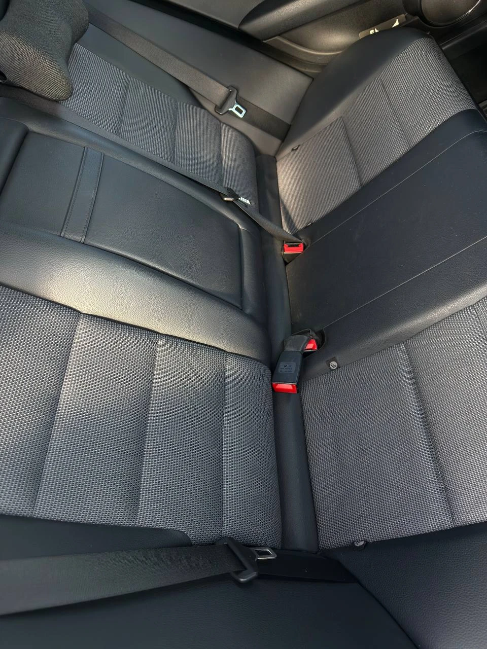 Mercedes-Benz C 220, снимка 16 - Автомобили и джипове - 54671395