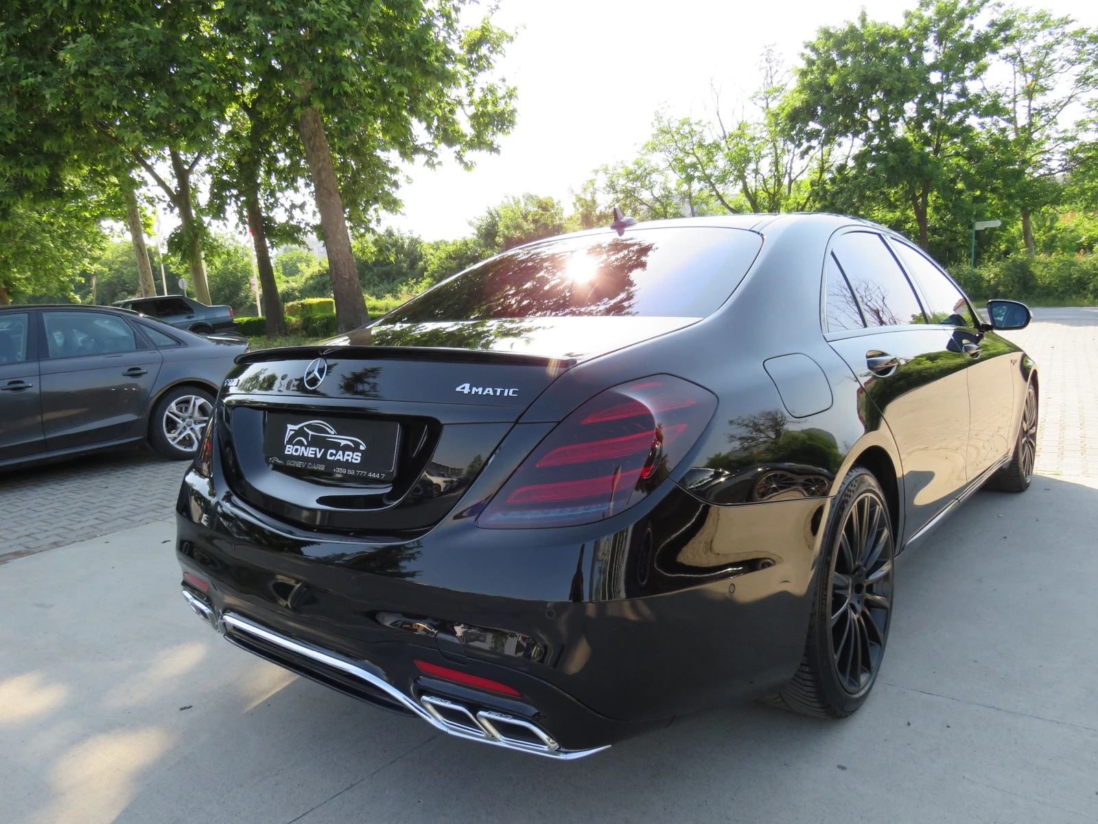 Mercedes-Benz S 560 * AMG PACK TV PANO KEYLES FULL* , снимка 5 - Автомобили и джипове - 54956438