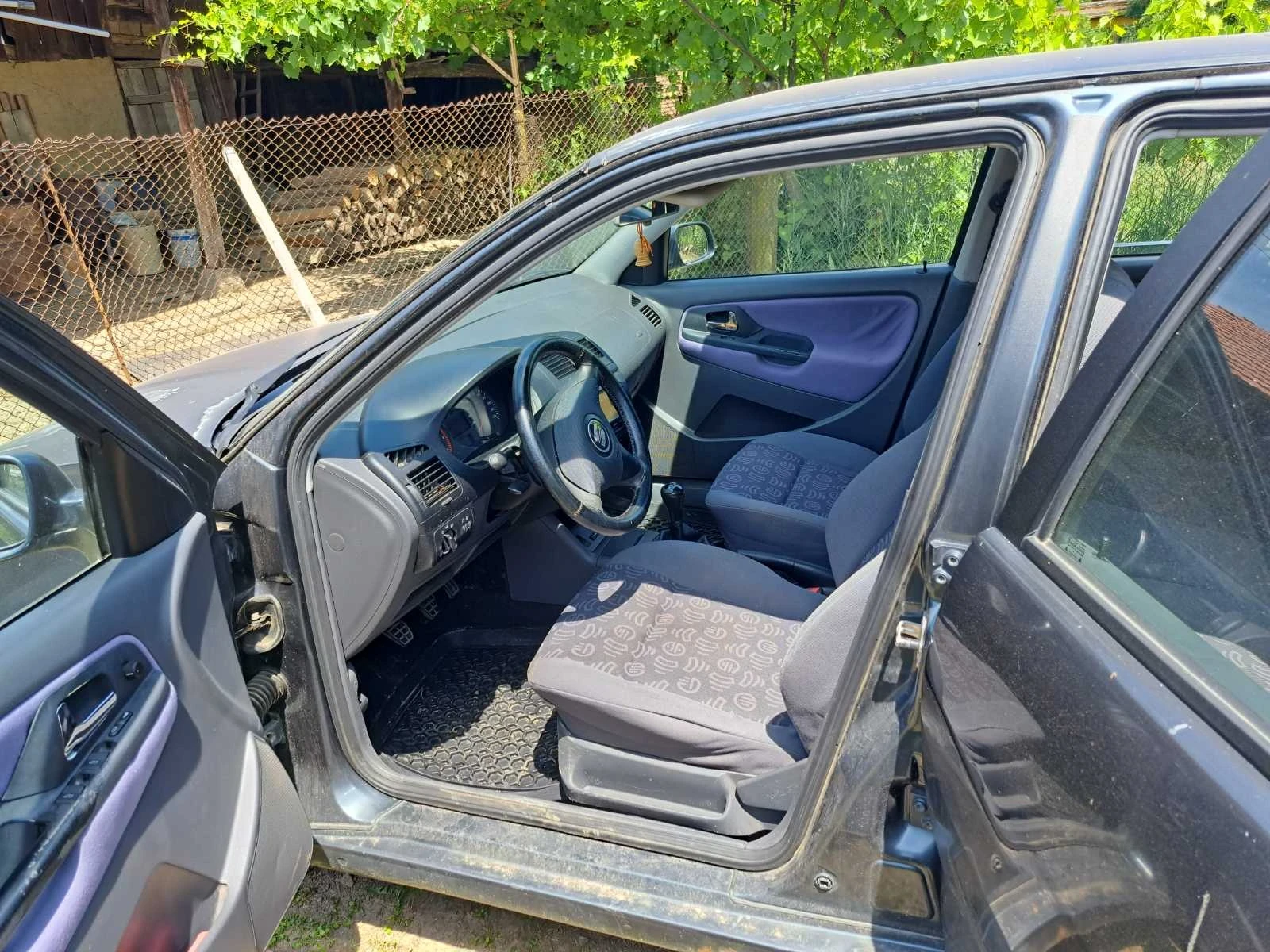Seat Ibiza, снимка 3 - Автомобили и джипове - 55070852