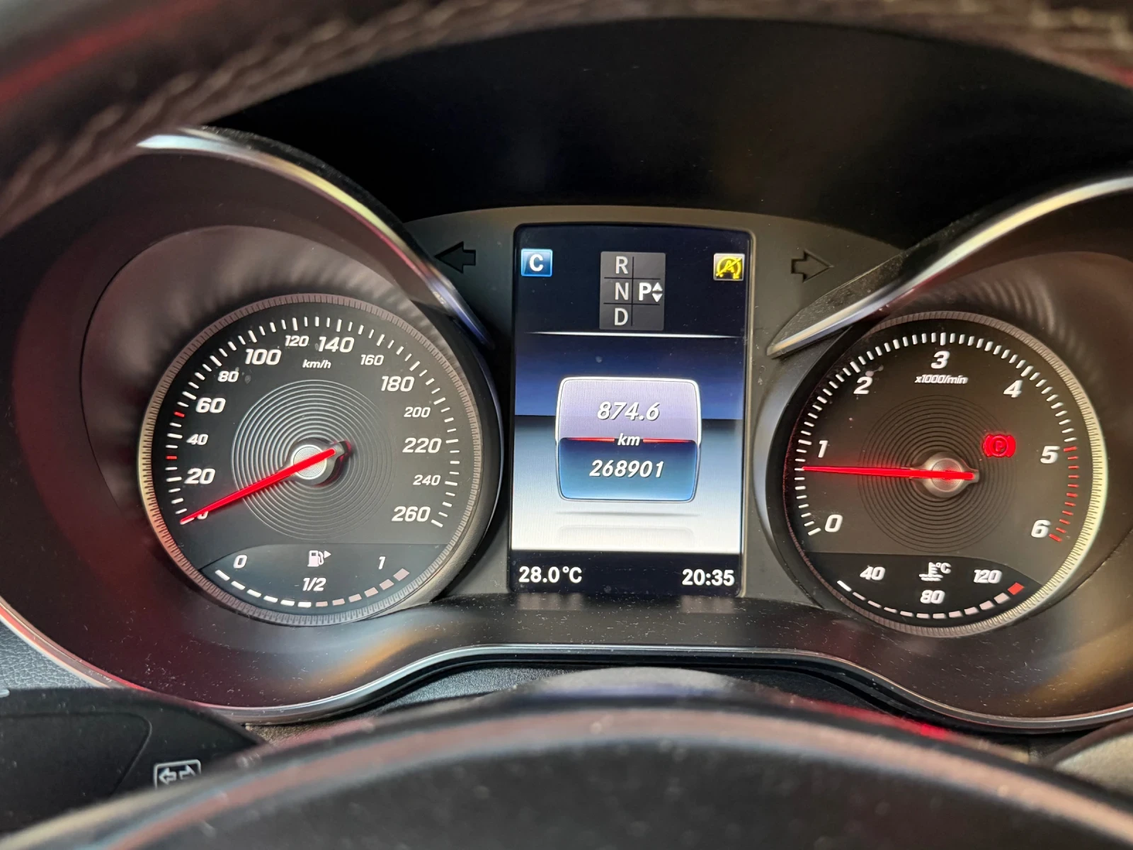 Mercedes-Benz C 200, снимка 3 - Автомобили и джипове - 55081142