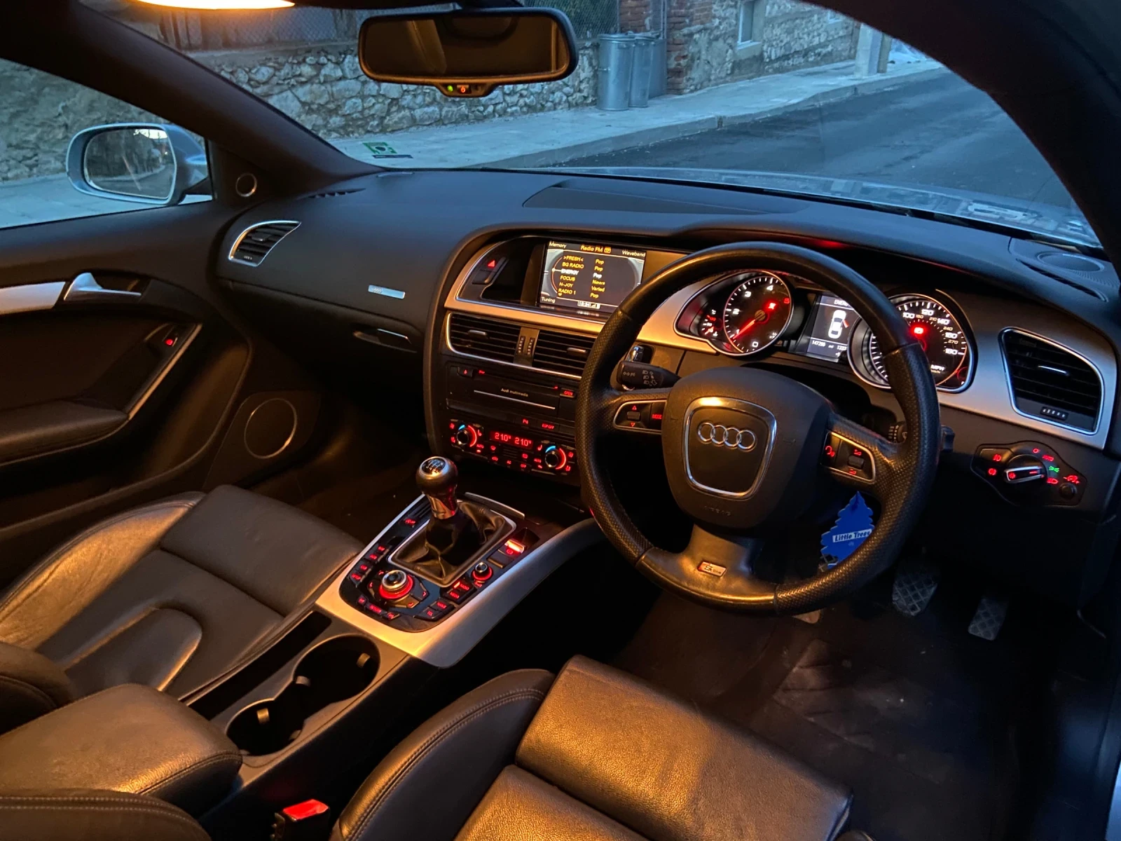 Audi A5 2.0 TDI S-Line SPECIAL EDITION , снимка 12 - Автомобили и джипове - 55421536
