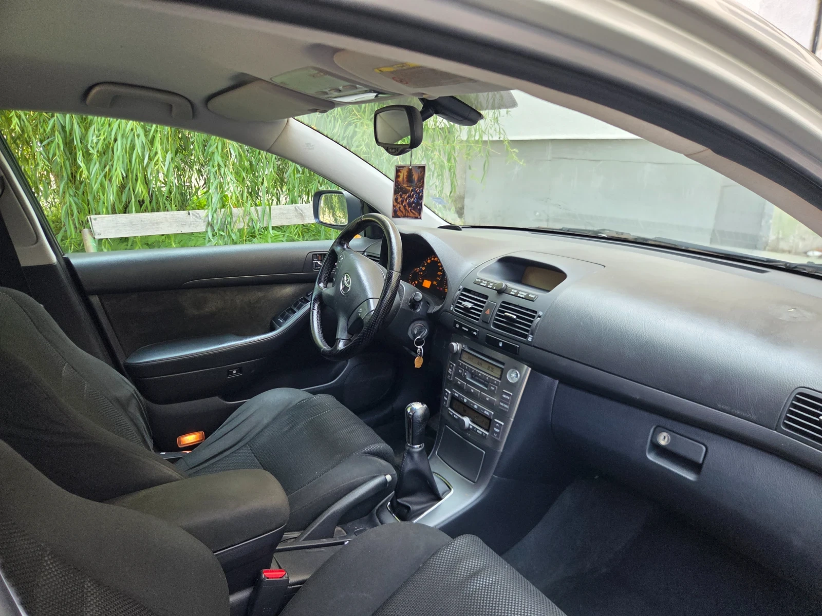 Toyota Avensis 2.0 | Mobile.bg � ����������� 3