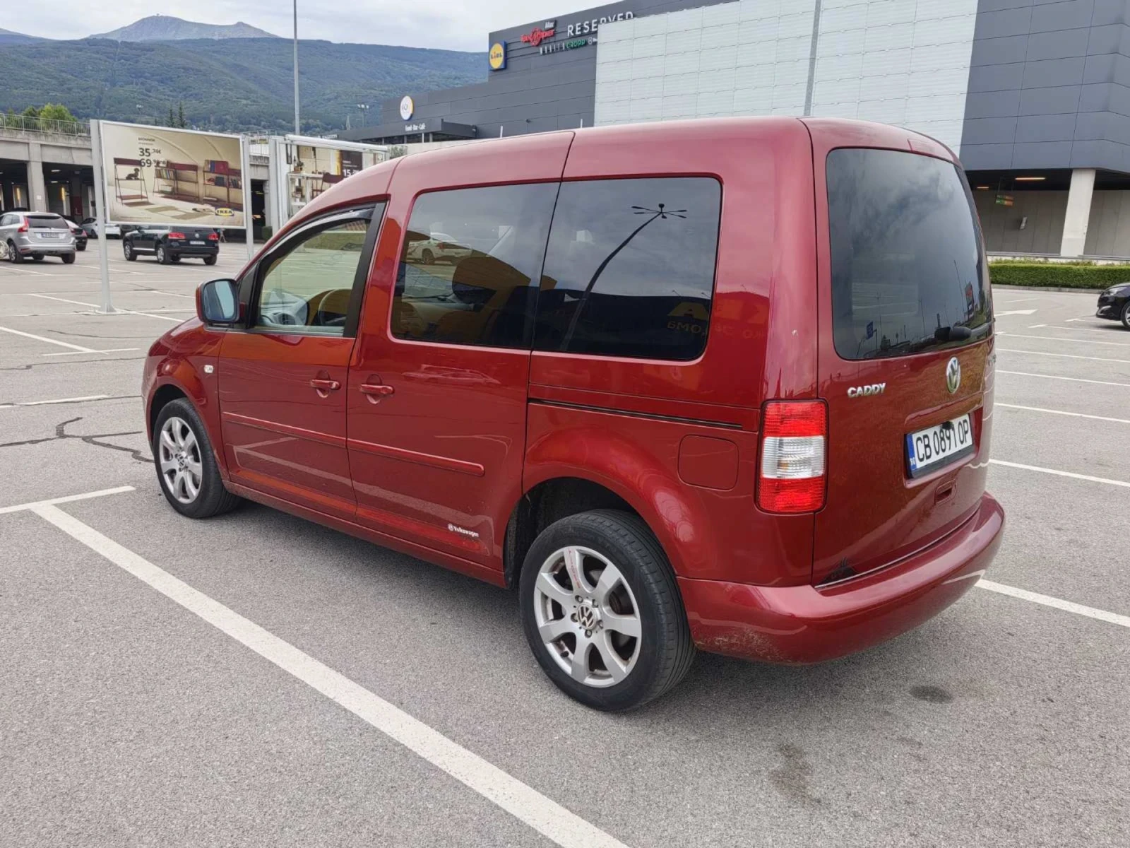 VW Caddy 1.9 TDI, снимка 2 - Автомобили и джипове - 55364775