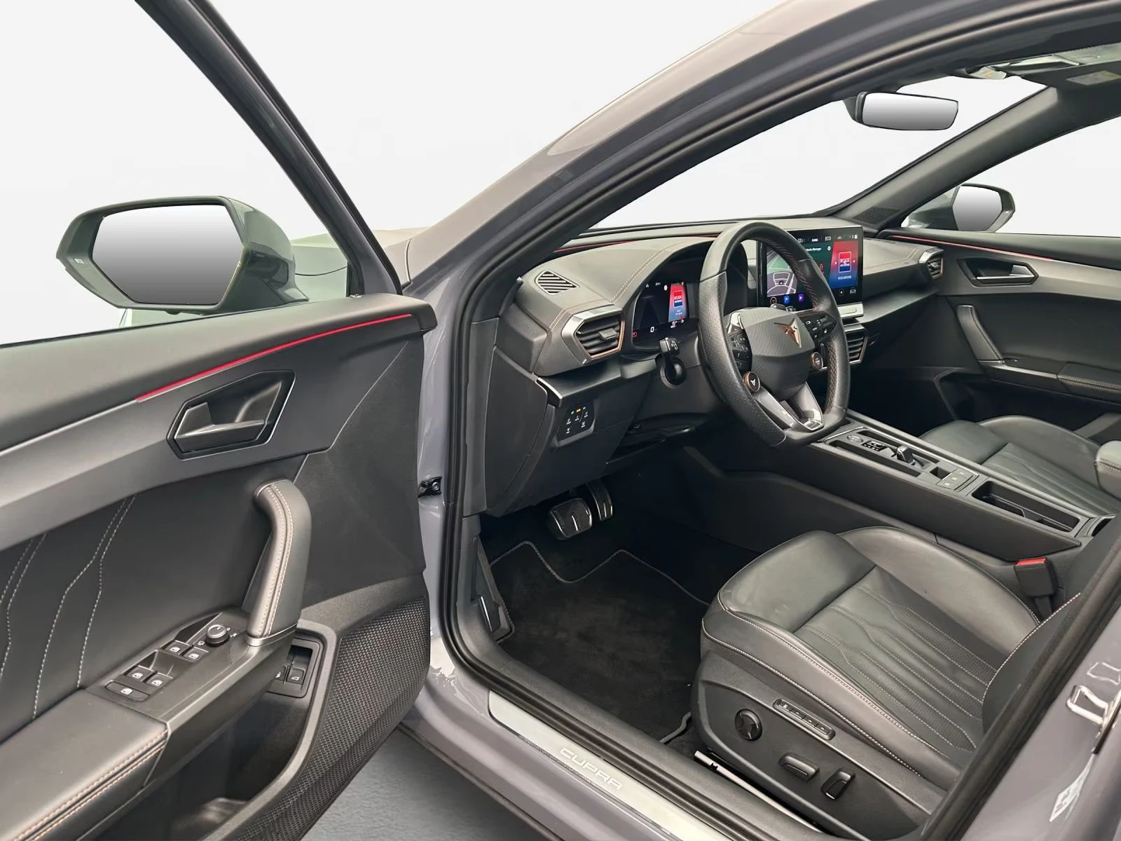 Cupra Formentor VZ/PHEV/1.4/245HP/360/DSG/CARPLAY/KLESS/659z, снимка 12 - Автомобили и джипове - 55448626