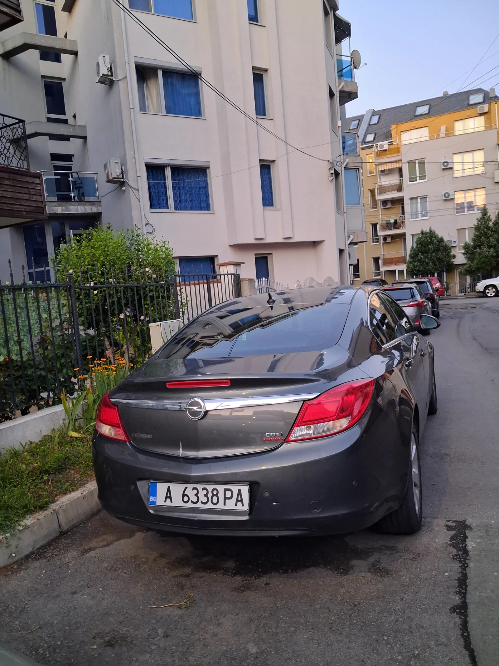 Opel Insignia, снимка 6 - Автомобили и джипове - 55564213
