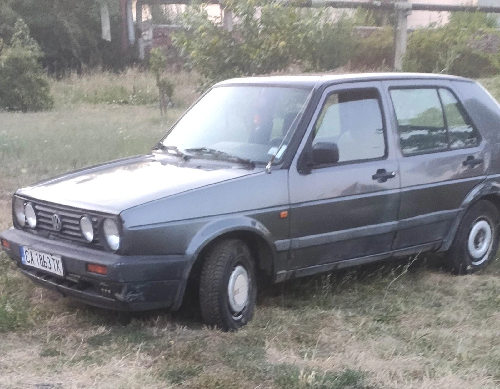 VW Golf 1.3 cat, снимка 3 - Автомобили и джипове - 55698540