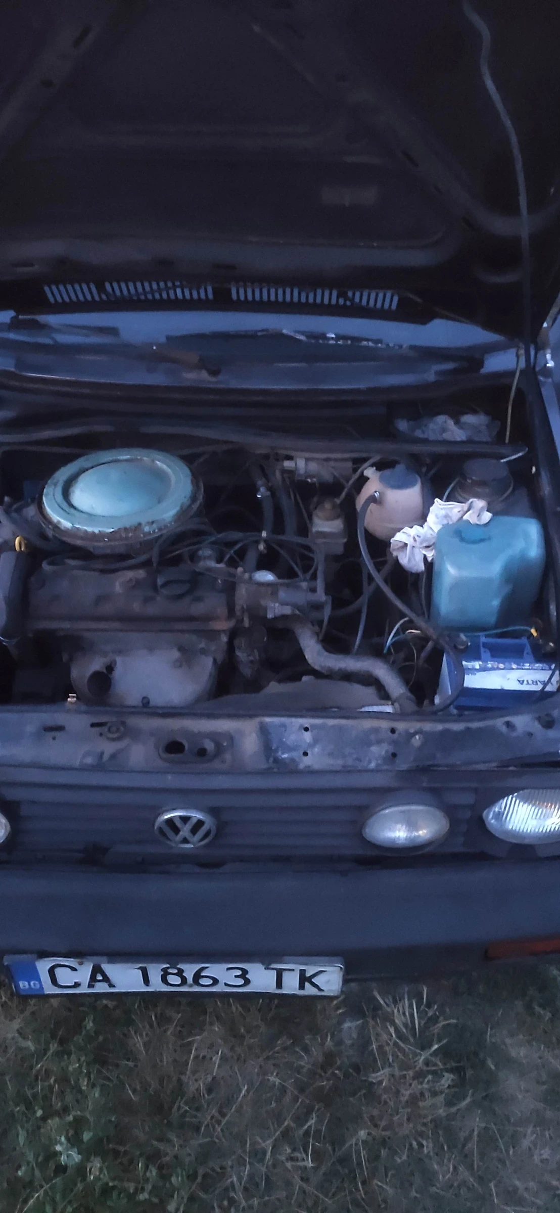 VW Golf 1.3 cat, снимка 12 - Автомобили и джипове - 55698540