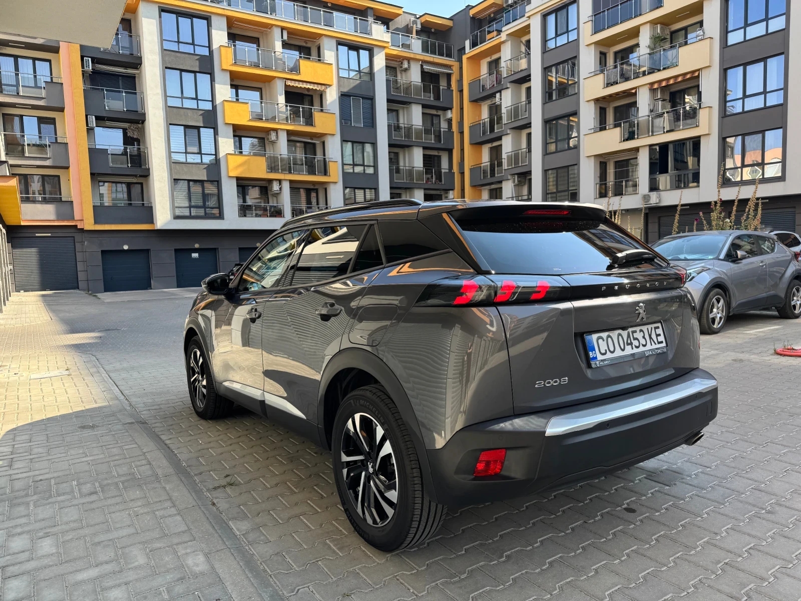 Peugeot 2008 1.5 BlueHDI 8мм Сменена верига EAT8, снимка 2 - Автомобили и джипове - 55878551