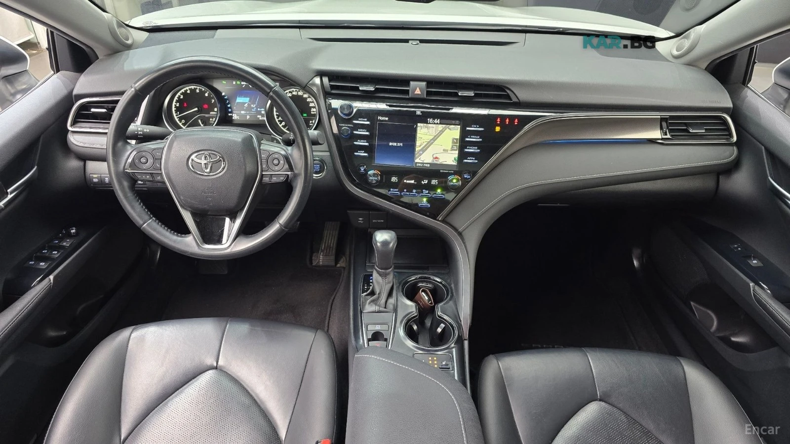 Toyota Camry 2.5/TRD LINE/KAMEPA/NAVI/KEYLESS/LANE ASSIST, снимка 9 - Автомобили и джипове - 56244828