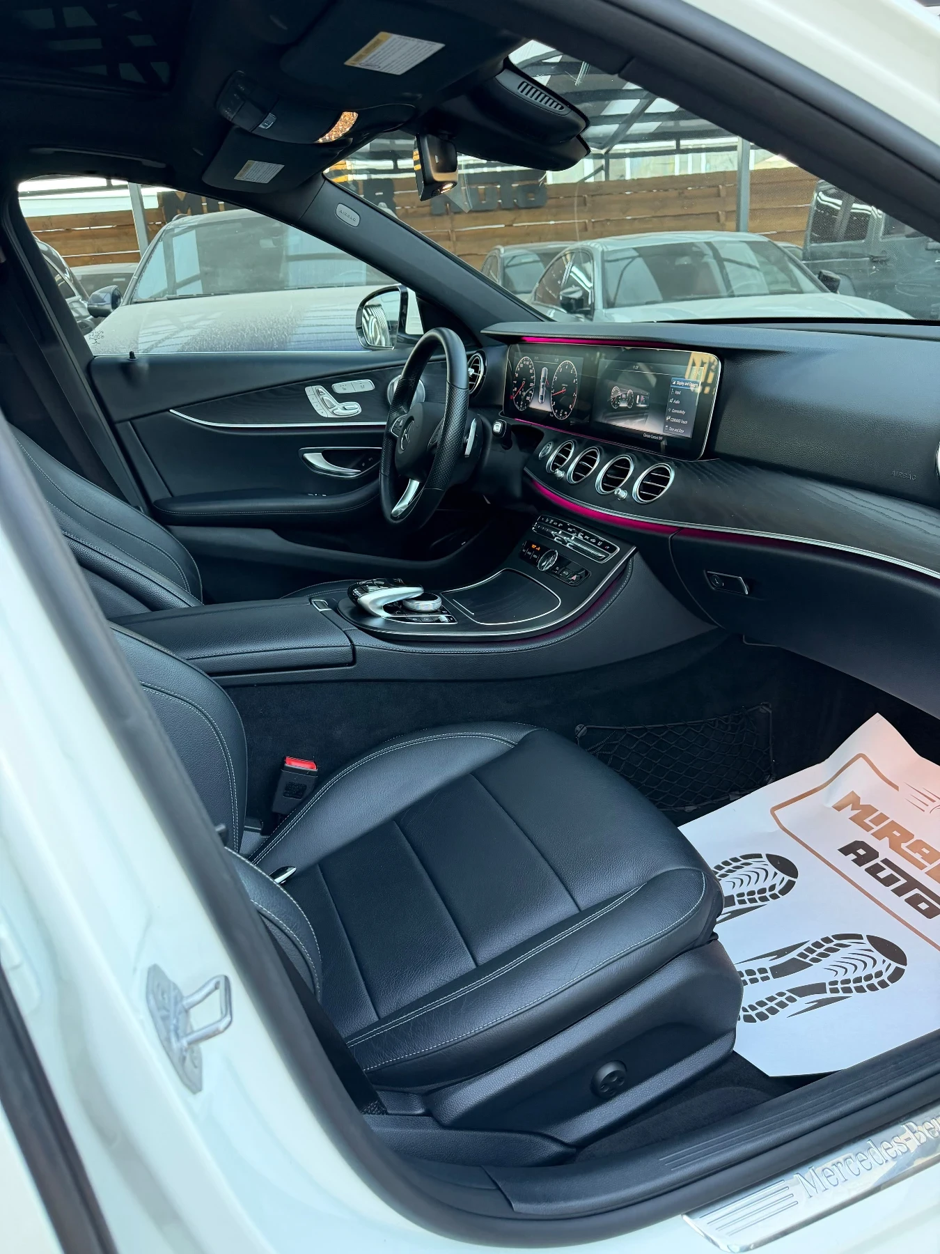 Mercedes-Benz E 400 AMG-Pack 4Matic, снимка 9 - Автомобили и джипове - 56374125