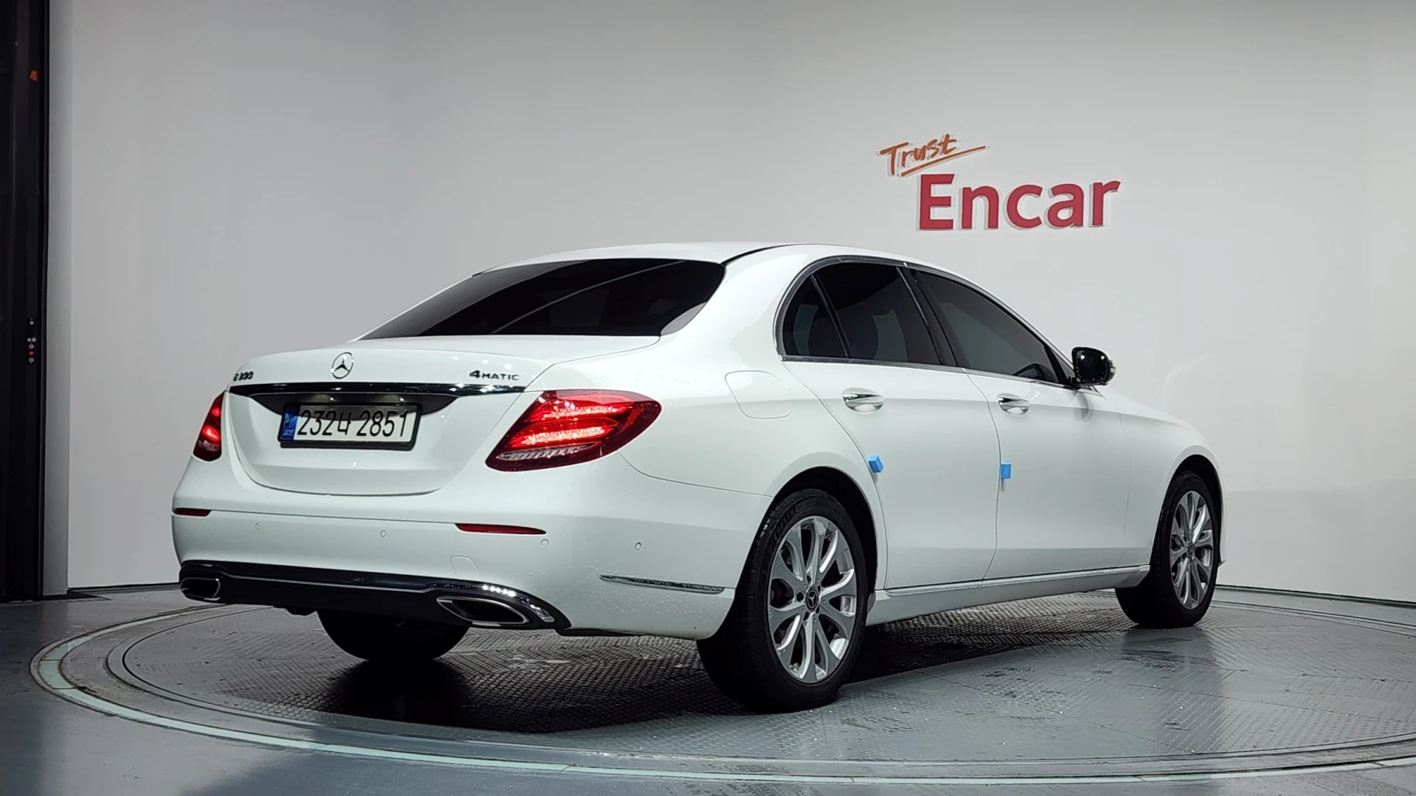 Mercedes-Benz E 300 4MATIC * ������� * 360 * ��� | Mobile.bg � ����������� 3